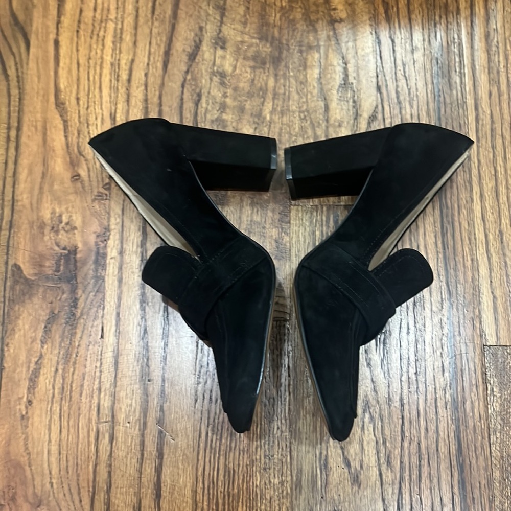 Black Heels - Picture 4 of 7